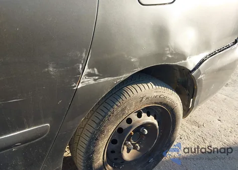 2010 Toyota Sienna Le из США, поврежденный, VIN 5TDKK4CCXAS328976